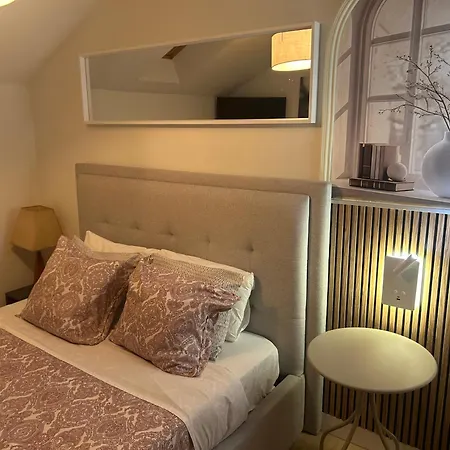 Al Montenegro بيت ضيافة *