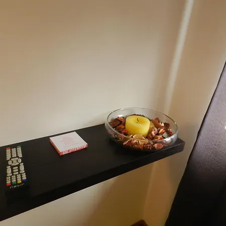 Al Montenegro * باريديس دي كورا