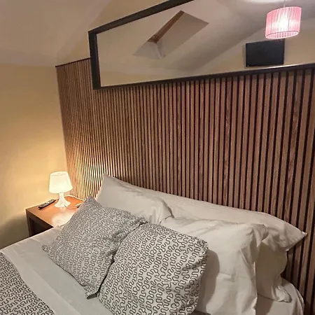 Al Montenegro 帕雷迪什迪科拉