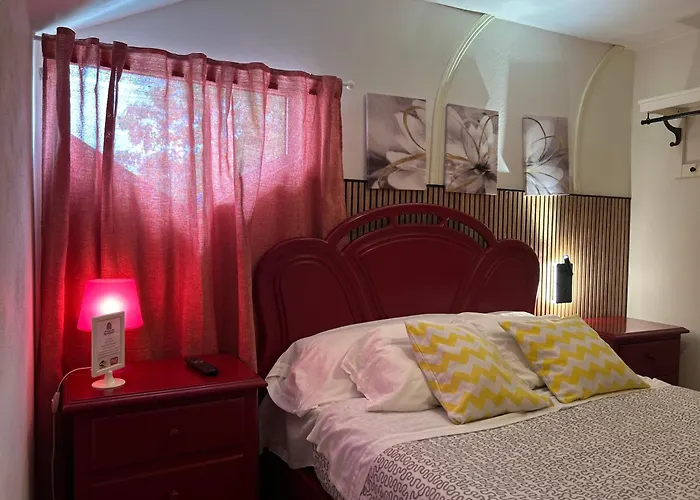 بيت ضيافة Al Montenegro باريديس دي كورا